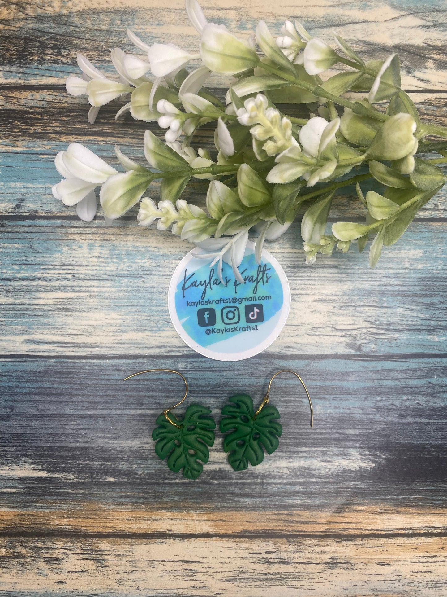 Monstera Cutters