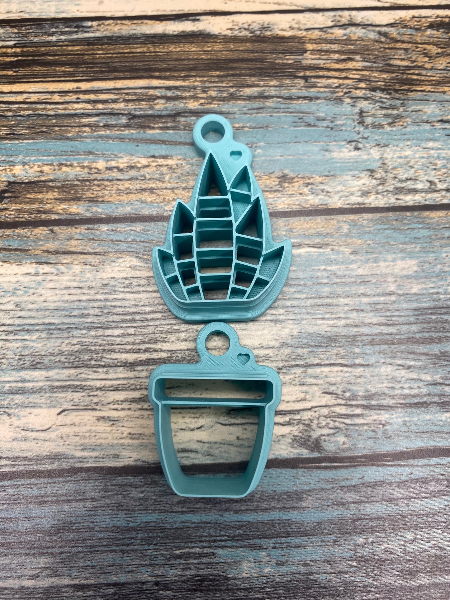 Snake Plant Cutter
